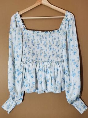 Rachel Parcell White Blue Smocked Floral Peplum Blouse Balloon Sleeve SquareNeck